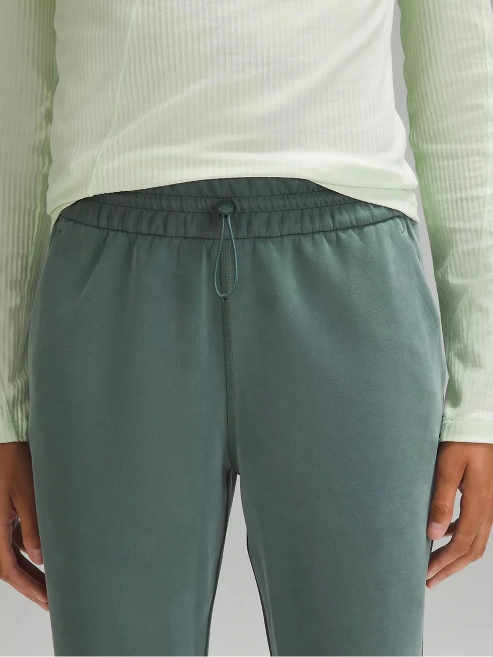 NWOT Lululemon Softstreme High-Rise Pant in Dark Forest Size 8